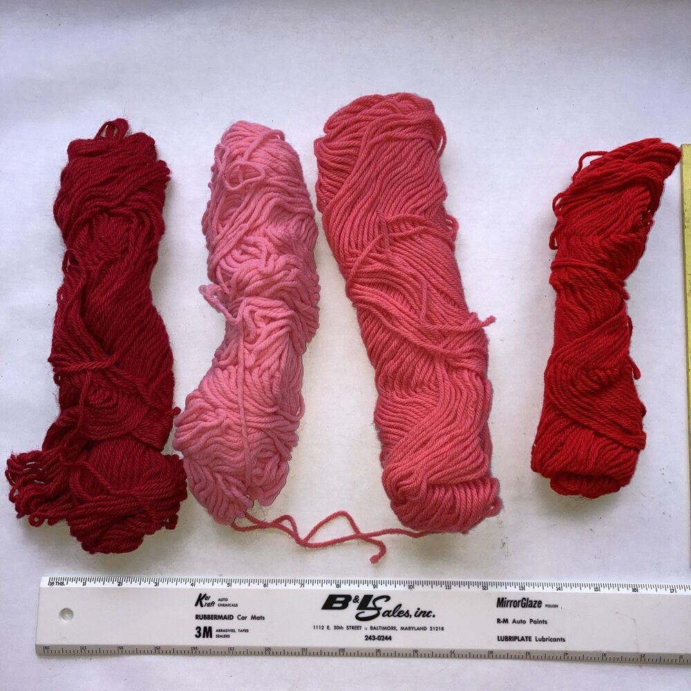 UNBRANDED BLEND YARN. Lot of 4